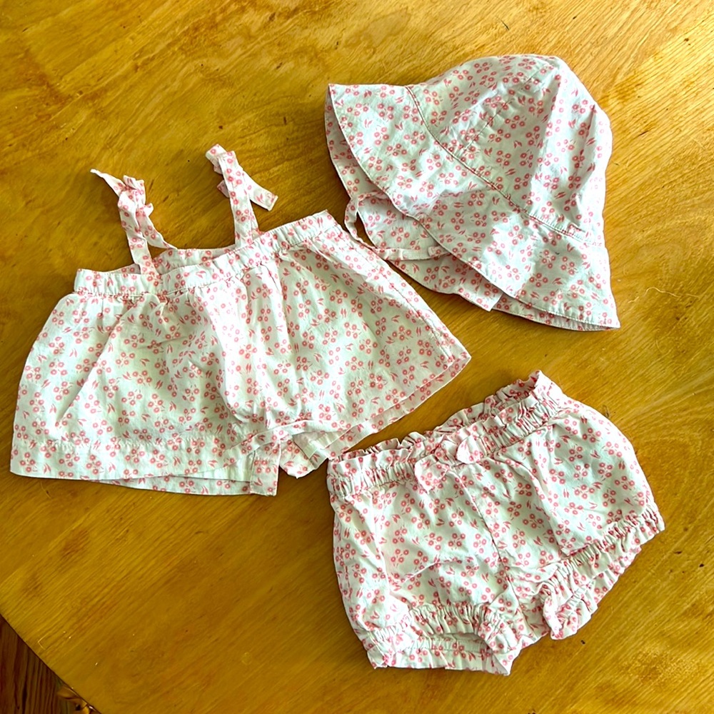 Gap 0-3 month 3-piece Set